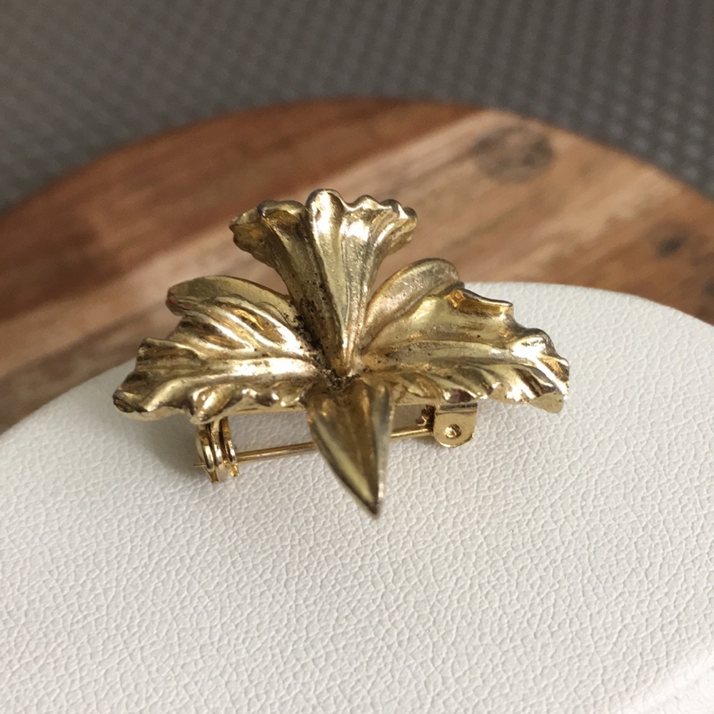 Vtg Orchid Brooch - image 5